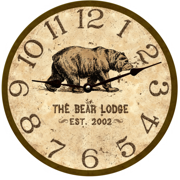 personalized-bear-lodge-clock